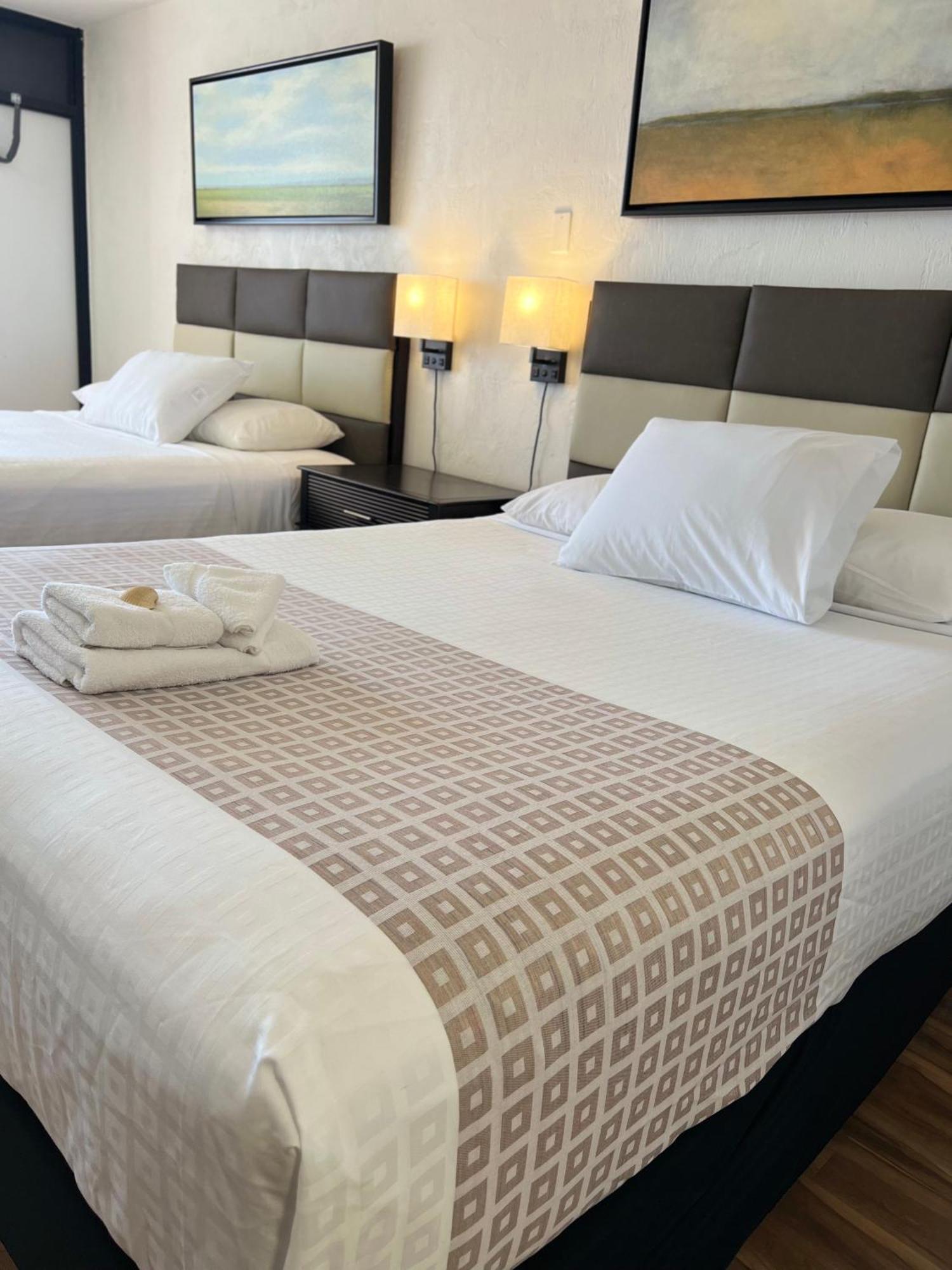 Flamingo Inn Beachfront - Daytona Beach Ngoại thất bức ảnh