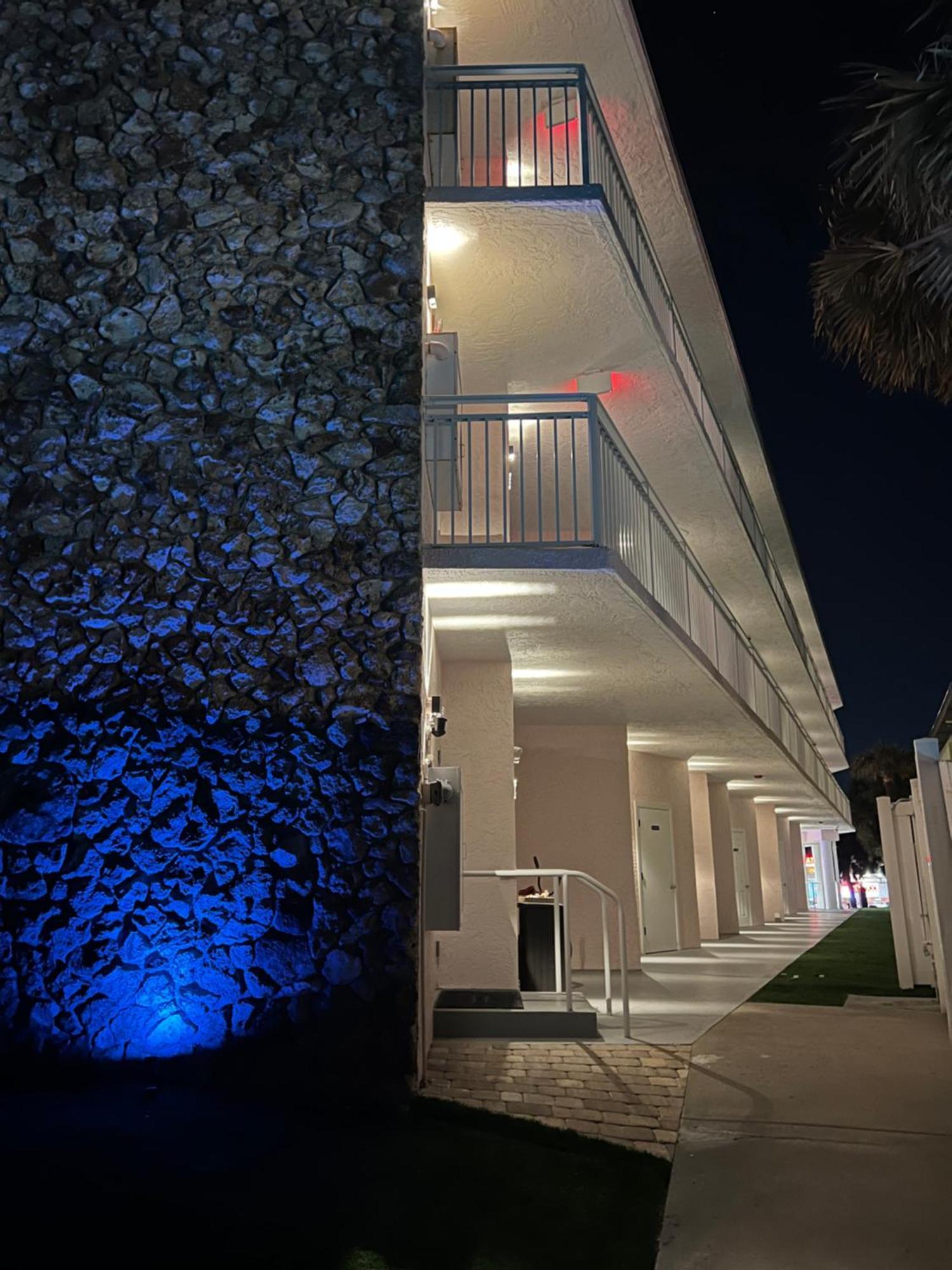 Flamingo Inn Beachfront - Daytona Beach Ngoại thất bức ảnh